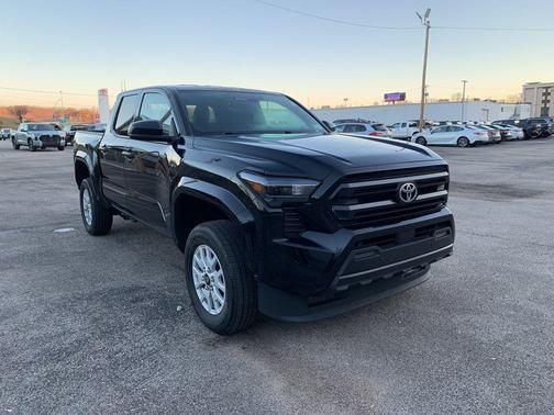 2024 Toyota Tacoma SR