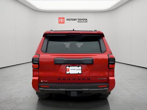 2025 Toyota 4Runner TRD Off Road