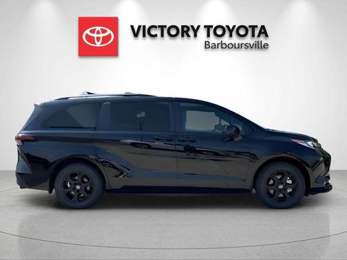 2025 Toyota Sienna Woodland Edition