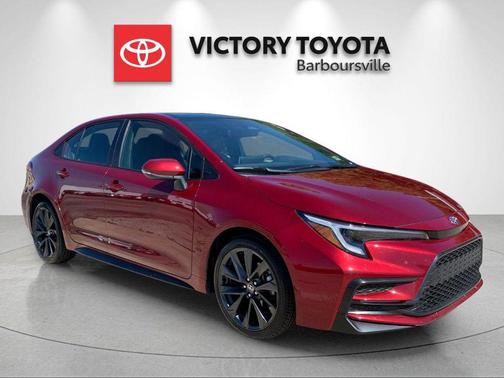 Ruby Flare Pearl/Midnight Black Metallic 2024 Toyota Corolla XSE