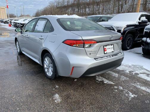 2026 Toyota Corolla Hybrid LE