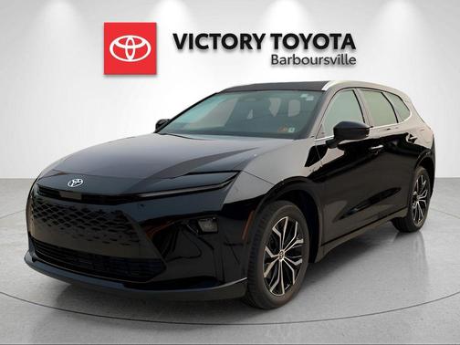 2025 Toyota Crown Signia XLE