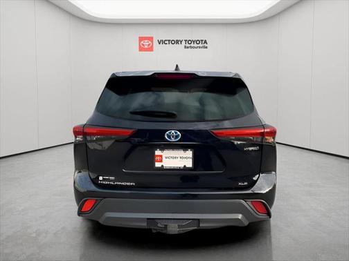 2023 Toyota Highlander Hybrid XLE
