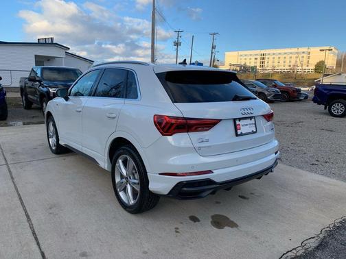 2021 Audi Q3 45 S line Premium Plus