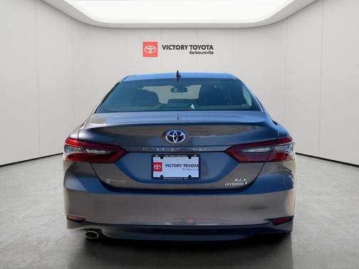 2024 Toyota Camry Hybrid XLE