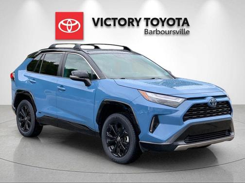 Midnight Black Metallic 2022 Toyota RAV4 Hybrid SE