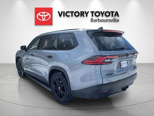 2026 Toyota Highlander Hybrid Base