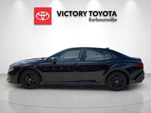 Midnight Black Metallic 2025 Toyota Camry SE
