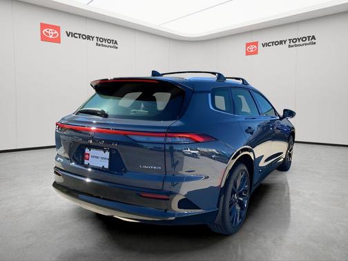 2025 Toyota Crown Signia Limited