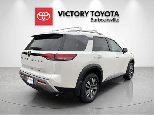 2024 Nissan Pathfinder SL 4WD