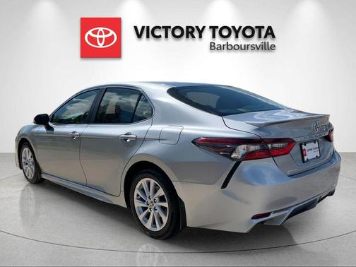 Celestial Silver Metallic 2023 Toyota Camry SE