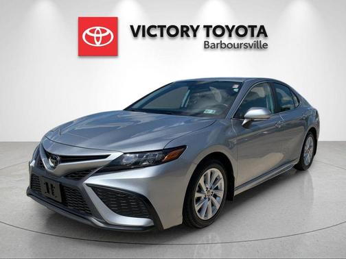 Celestial Silver Metallic 2023 Toyota Camry SE