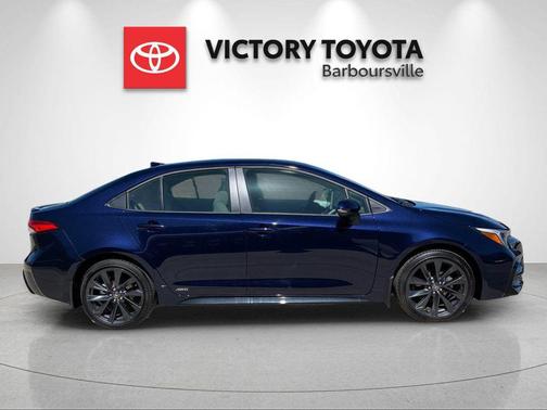 2025 Toyota Corolla Hybrid SE