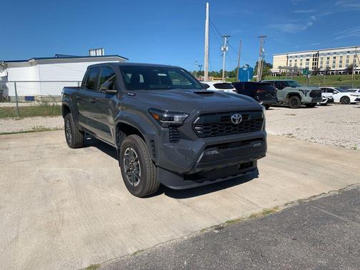 2024 Toyota Tacoma Hybrid TRD Sport