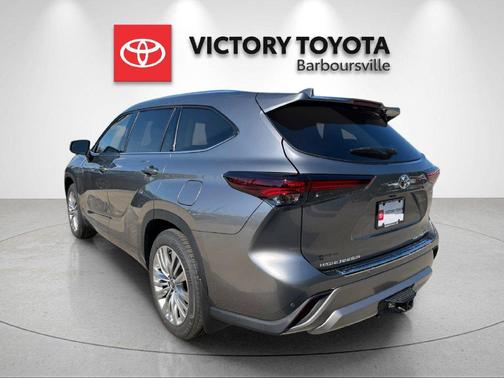 Heavy Metal 2026 Toyota Highlander Platinum