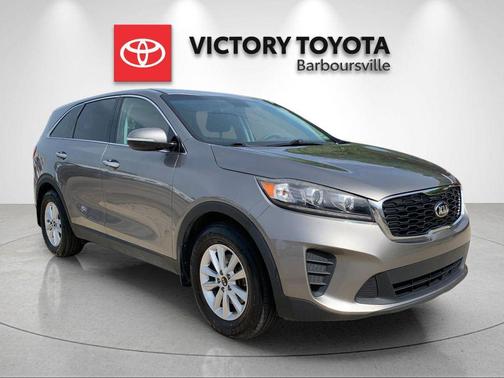 Titanium Silver 2019 Kia Sorento LX
