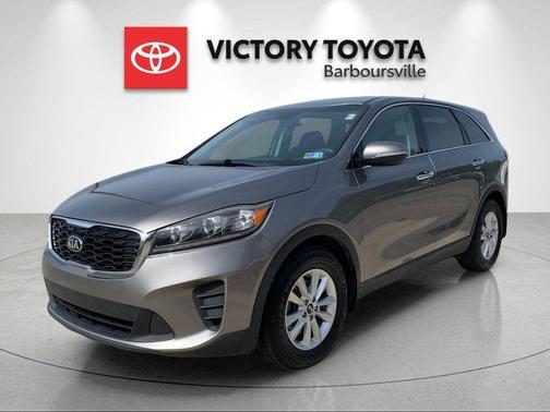 Titanium Silver 2019 Kia Sorento LX