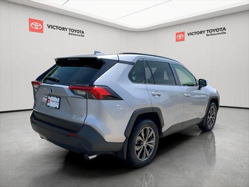 2023 Toyota RAV4 Hybrid XLE Premium