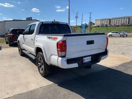 2017 Toyota Tacoma TRD Sport