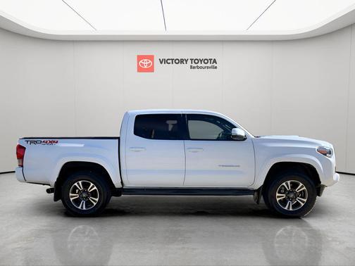 2017 Toyota Tacoma TRD Sport