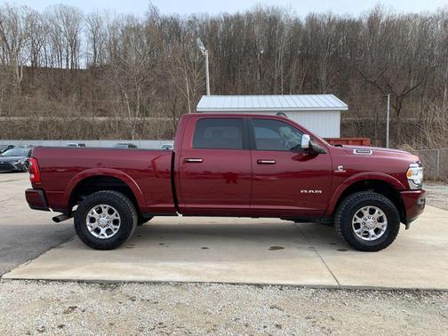 2022 RAM 3500 Laramie Crew Cab 4x4 6'4' Box