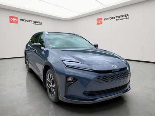2025 Toyota Crown Signia XLE