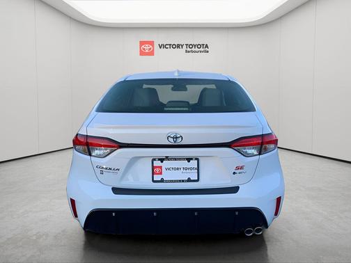 2026 Toyota Corolla Hybrid SE