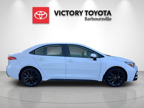 2026 Toyota Corolla Hybrid SE