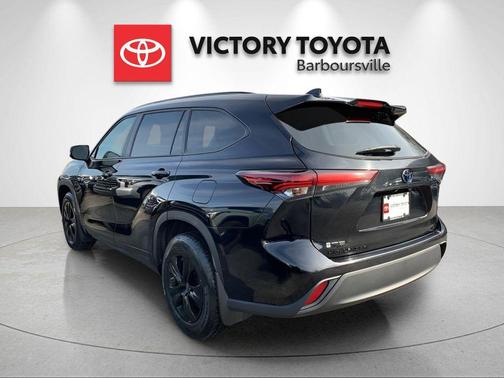 2024 Toyota Highlander Hybrid XLE