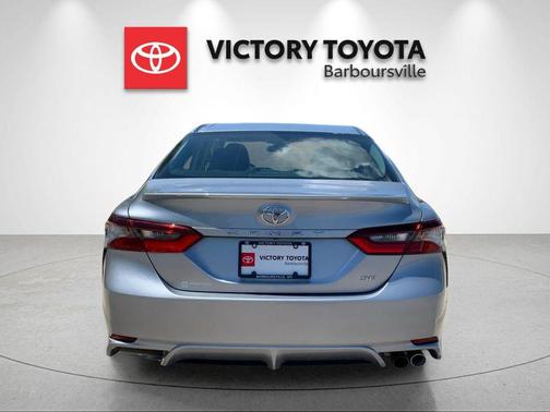 Celestial Silver Metallic 2023 Toyota Camry SE