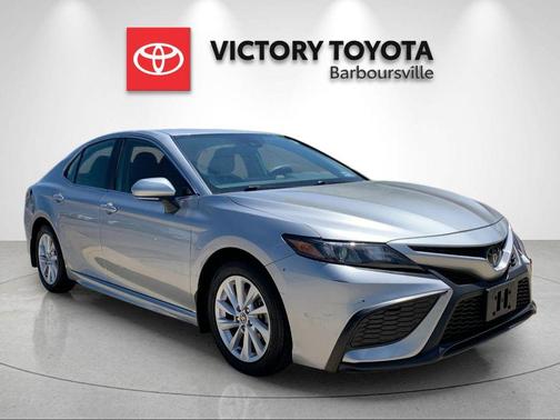 Celestial Silver Metallic 2023 Toyota Camry SE