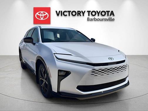 2025 Toyota Crown Signia XLE