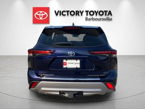 Bluprint 2025 Toyota Highlander Platinum