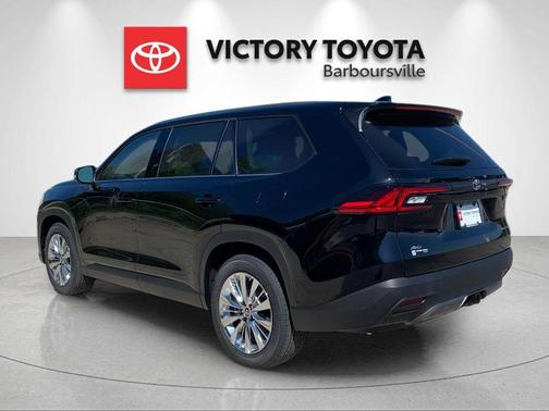 Midnight Black Metallic 2026 Toyota Grand Highlander Platinum