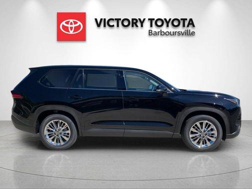Midnight Black Metallic 2026 Toyota Grand Highlander Platinum