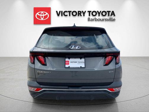 Hampton Gray 2024 Hyundai TUCSON SE