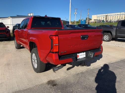 2025 Toyota Tacoma SR5