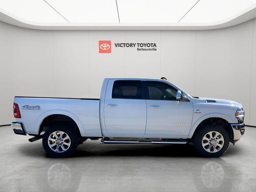 2022 RAM 2500 Laramie Crew Cab 4x4 6'4' Box