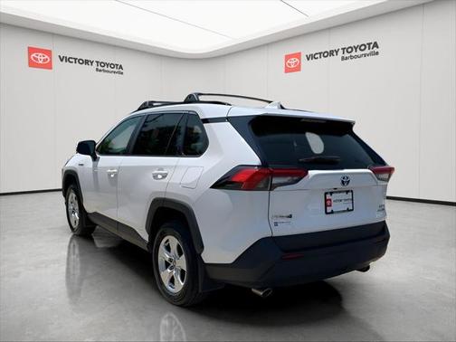 2021 Toyota RAV4 Hybrid XLE