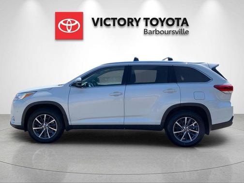 Blizzard Pearl 2019 Toyota Highlander XLE