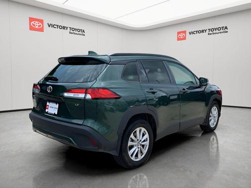 2023 Toyota Corolla Cross LE