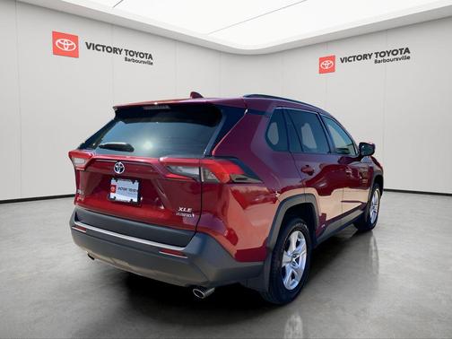 2019 Toyota RAV4 Hybrid XLE