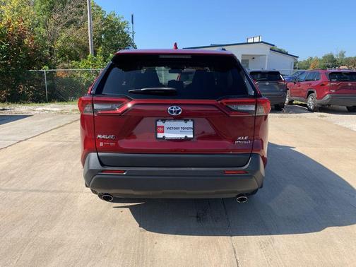 2019 Toyota RAV4 Hybrid XLE