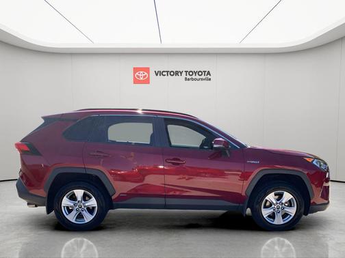 2019 Toyota RAV4 Hybrid XLE