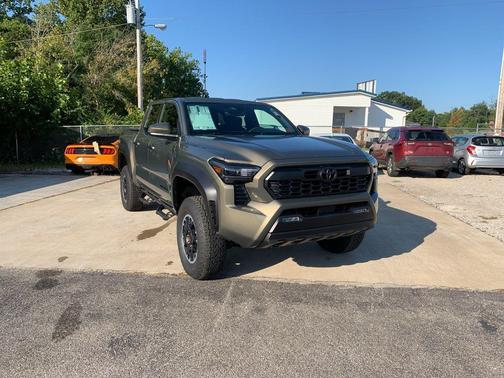 2025 Toyota Tacoma TRD Off-Road