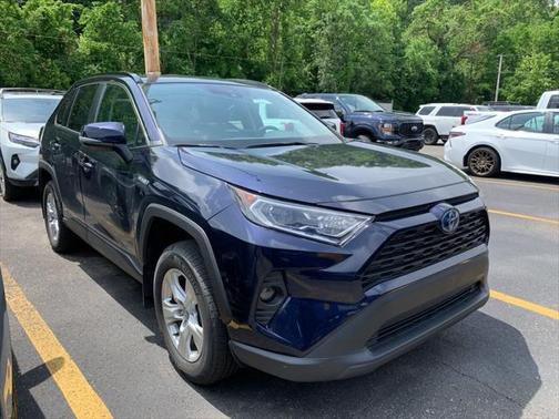 2020 Toyota RAV4 Hybrid XLE