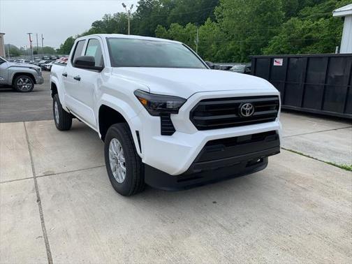 2025 Toyota Tacoma SR