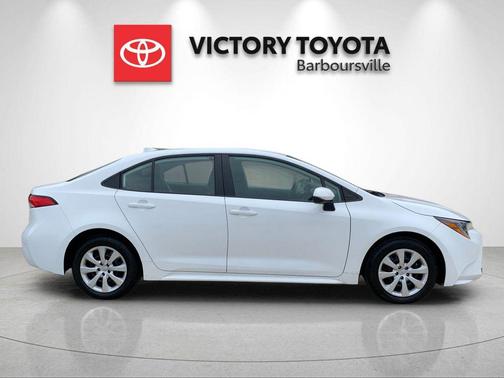 Ice 2026 Toyota Corolla LE