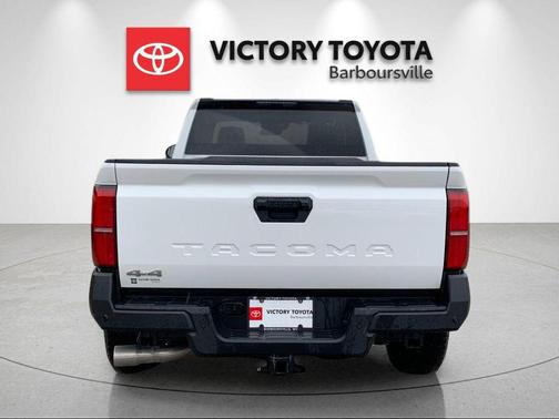 Ice 2025 Toyota Tacoma SR
