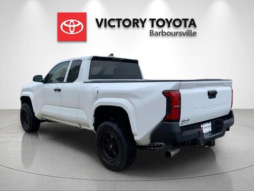 Ice 2025 Toyota Tacoma SR